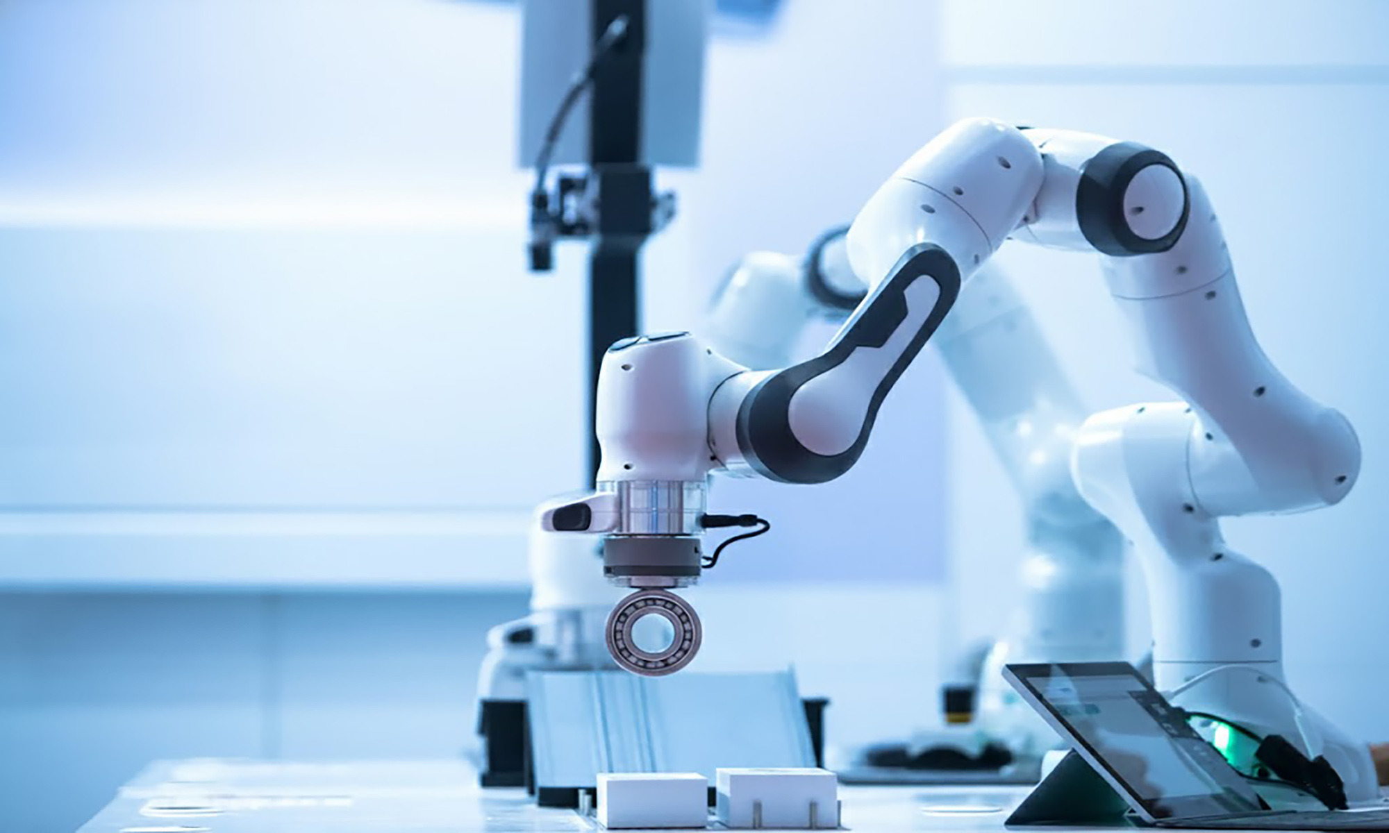 Needle Bearings in Robotics: Achieving Torque Density and Precision